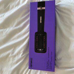 amika Double Agent 2-in-1 Straightening Blow Dryer Brush